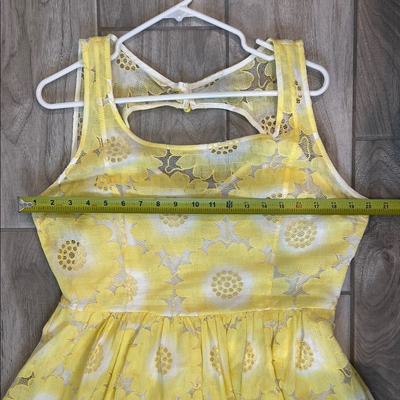 Plenty by Tracy Reese Yellow Floral Lace Dress - Picture 11 of 12